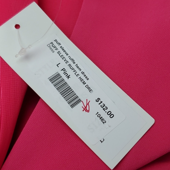 NWT Jade puff sleeve, ruffle hem dress - Picture 9 of 11